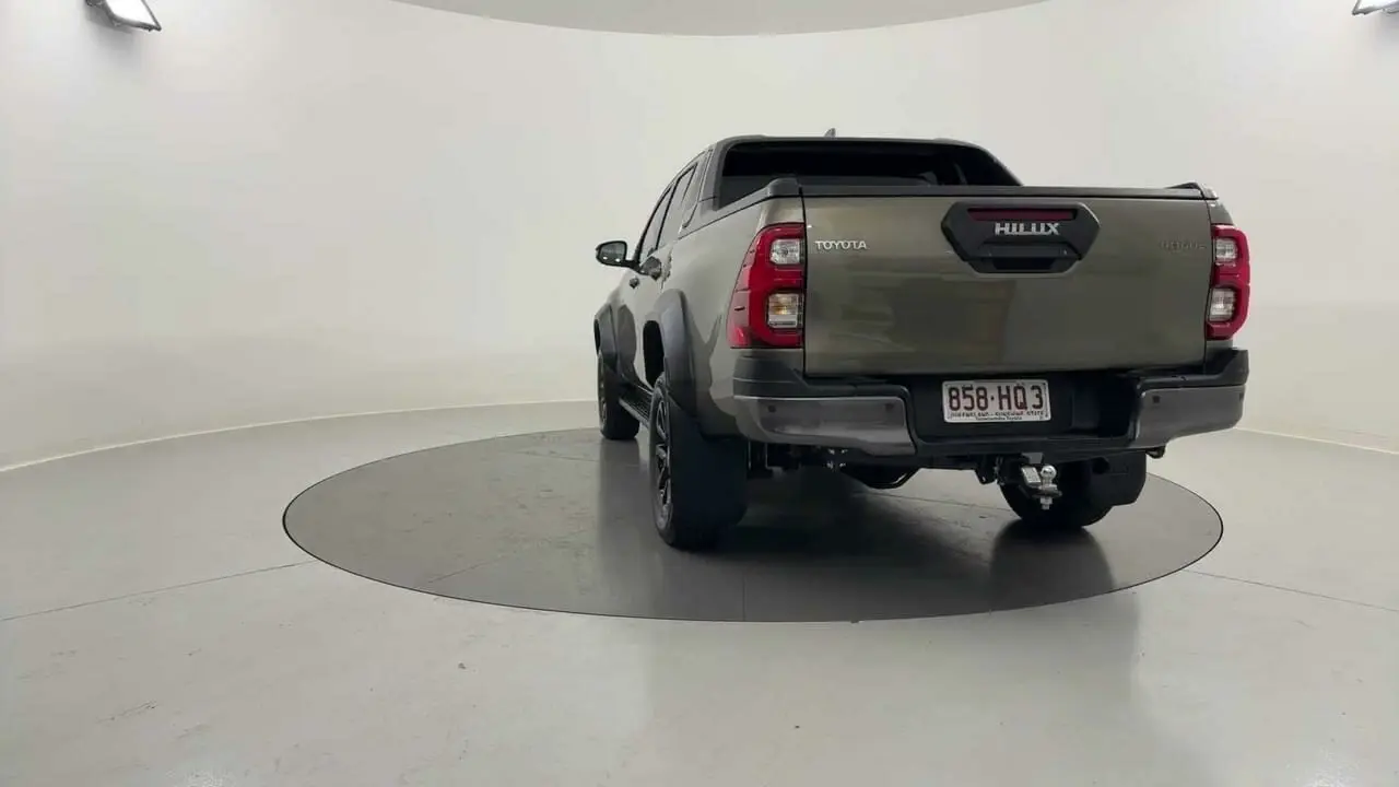 2023 Toyota Hilux Gallery Image 4