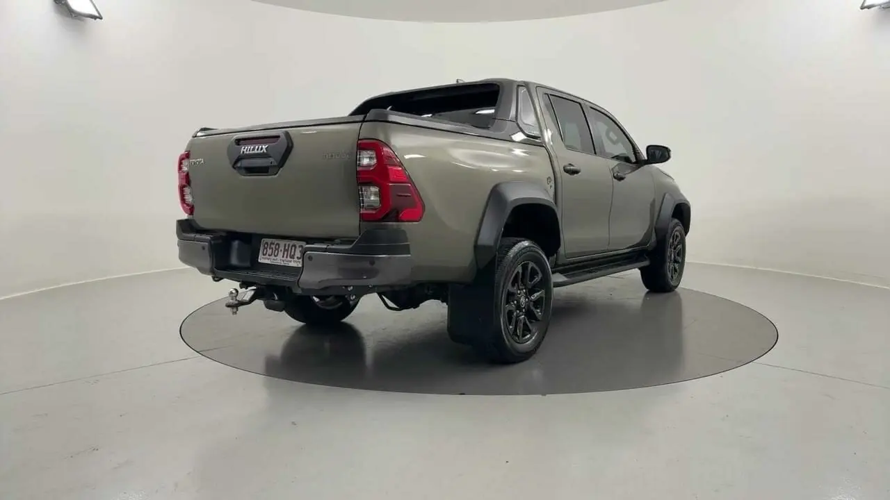 2023 Toyota Hilux Gallery Image 5