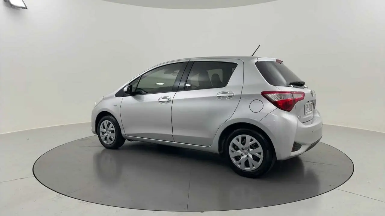 2018 Toyota Yaris Gallery Image 3