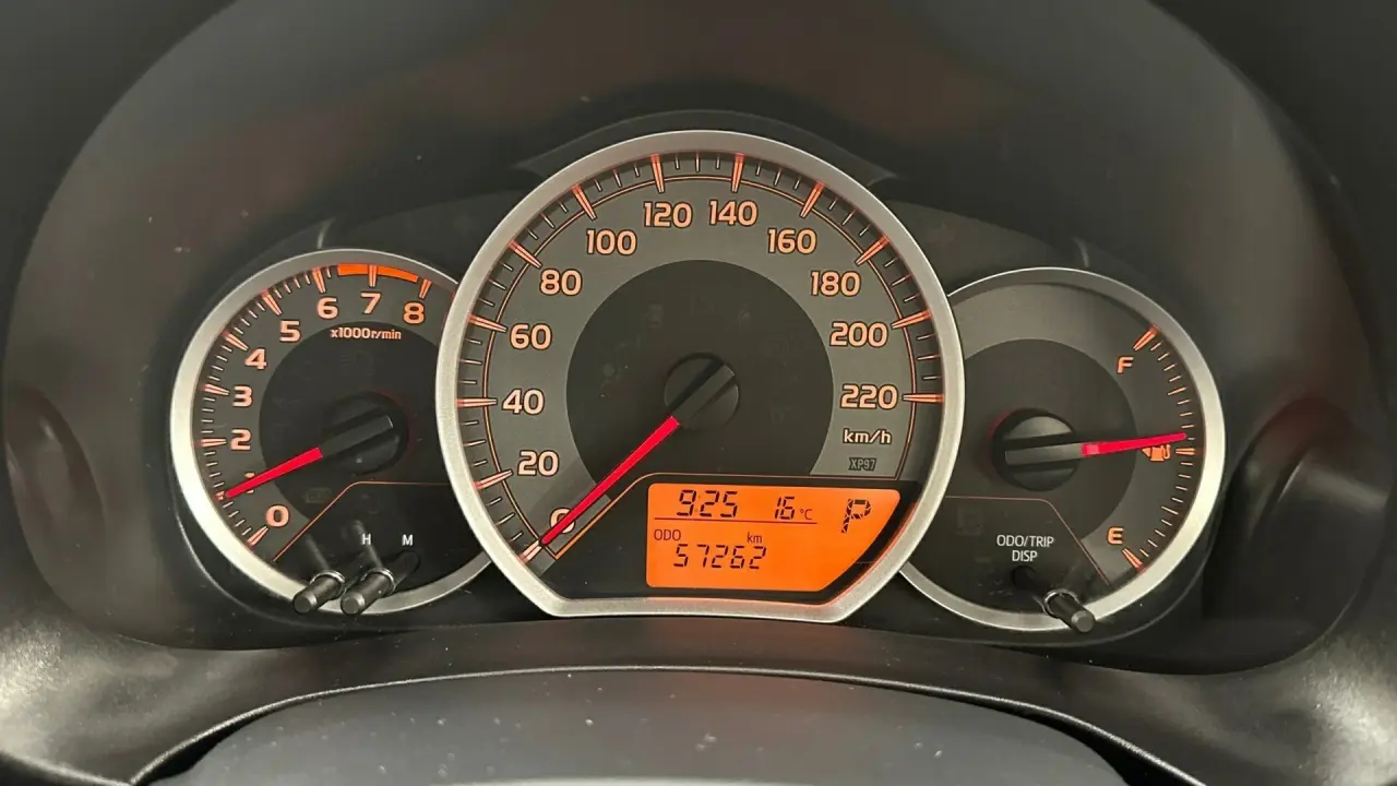 2018 Toyota Yaris Gallery Image 9