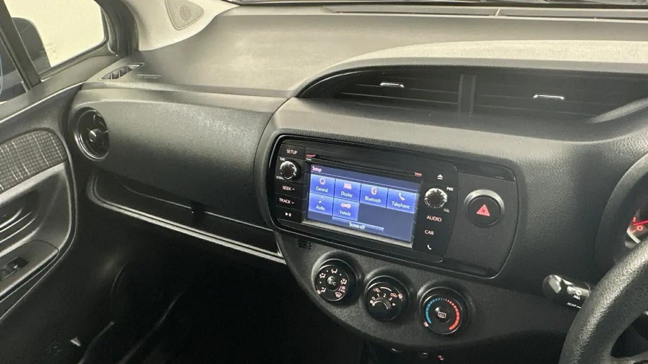 2019 Toyota Yaris Gallery Image 10