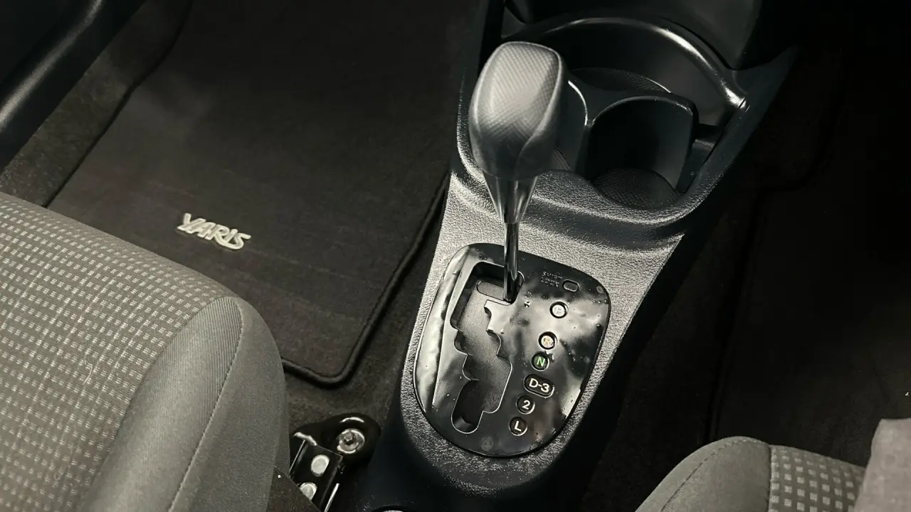 2019 Toyota Yaris Gallery Image 12