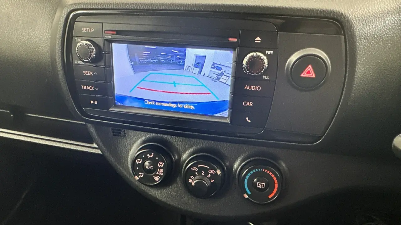 2019 Toyota Yaris Gallery Image 13