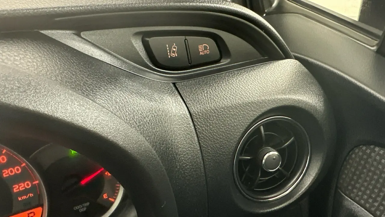 2019 Toyota Yaris Gallery Image 14
