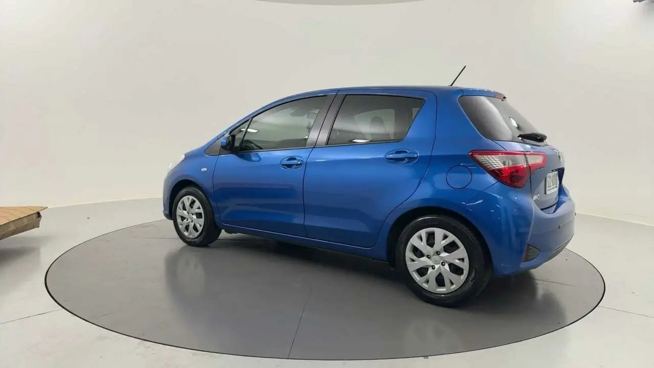 2019 Toyota Yaris Gallery Image 3