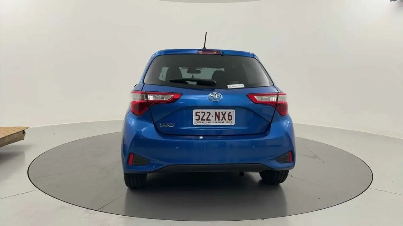 2019 Toyota Yaris Gallery Image 4
