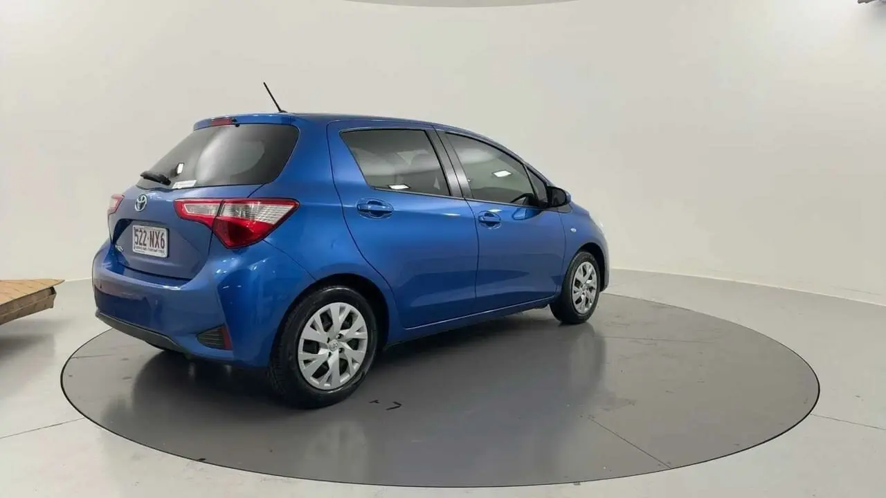 2019 Toyota Yaris Gallery Image 5