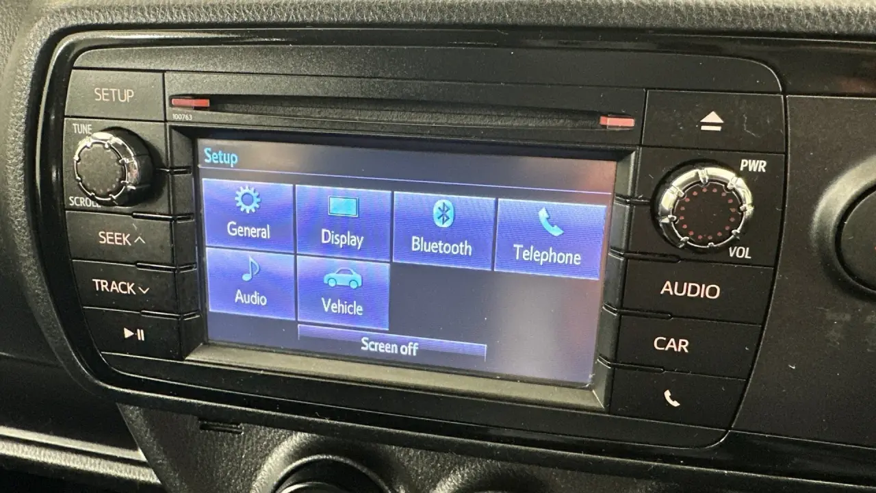 2018 Toyota Yaris Gallery Image 12