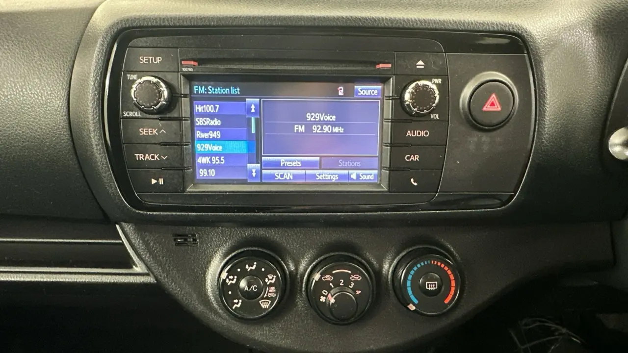 2018 Toyota Yaris Gallery Image 13