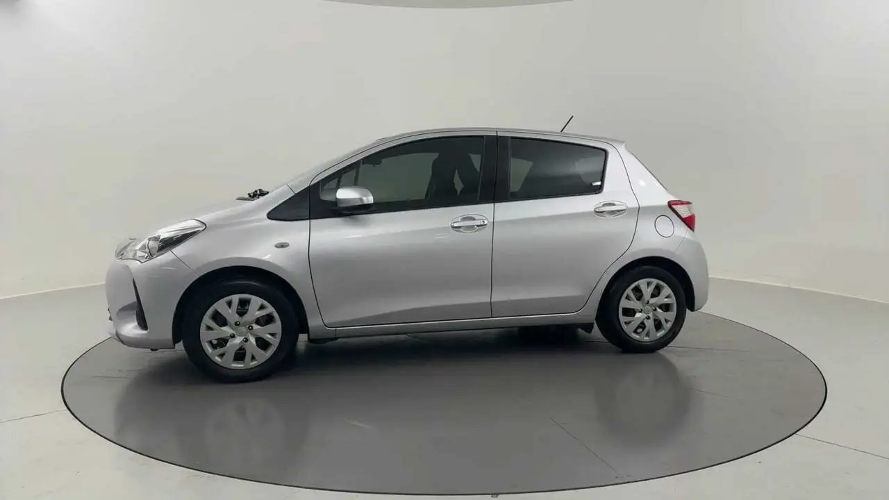 2018 Toyota Yaris Gallery Image 2