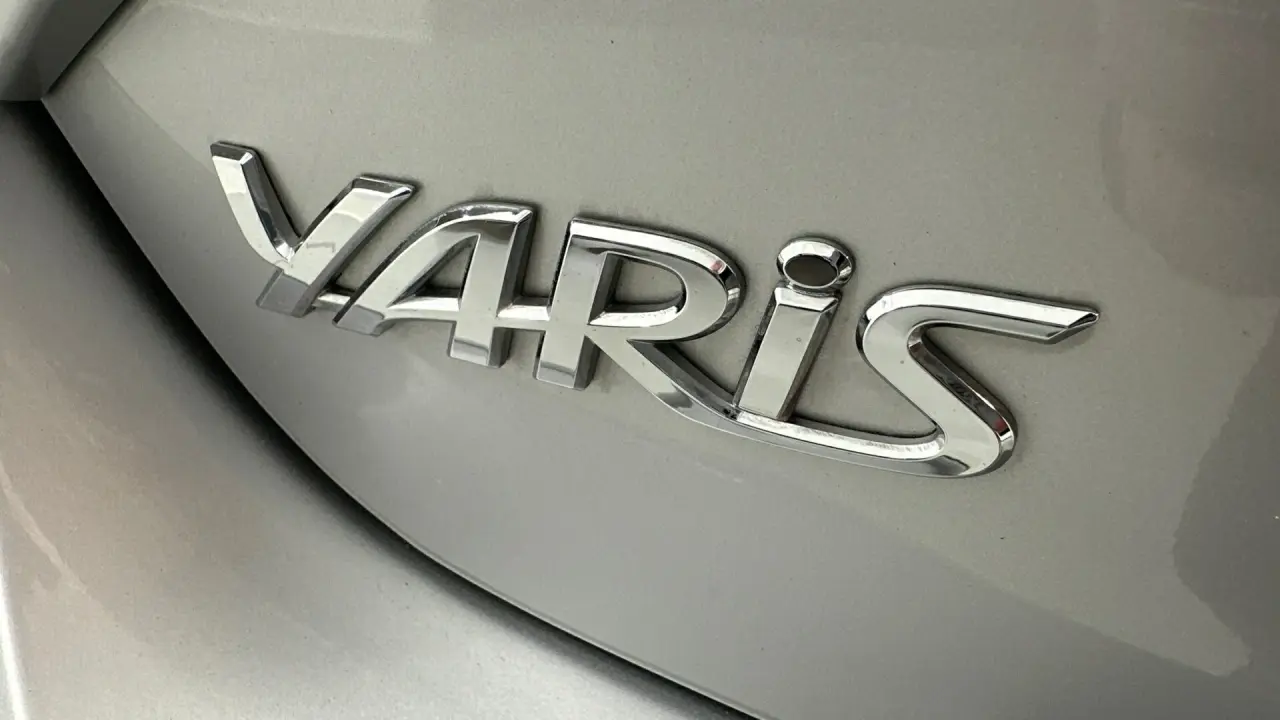 2018 Toyota Yaris Gallery Image 21