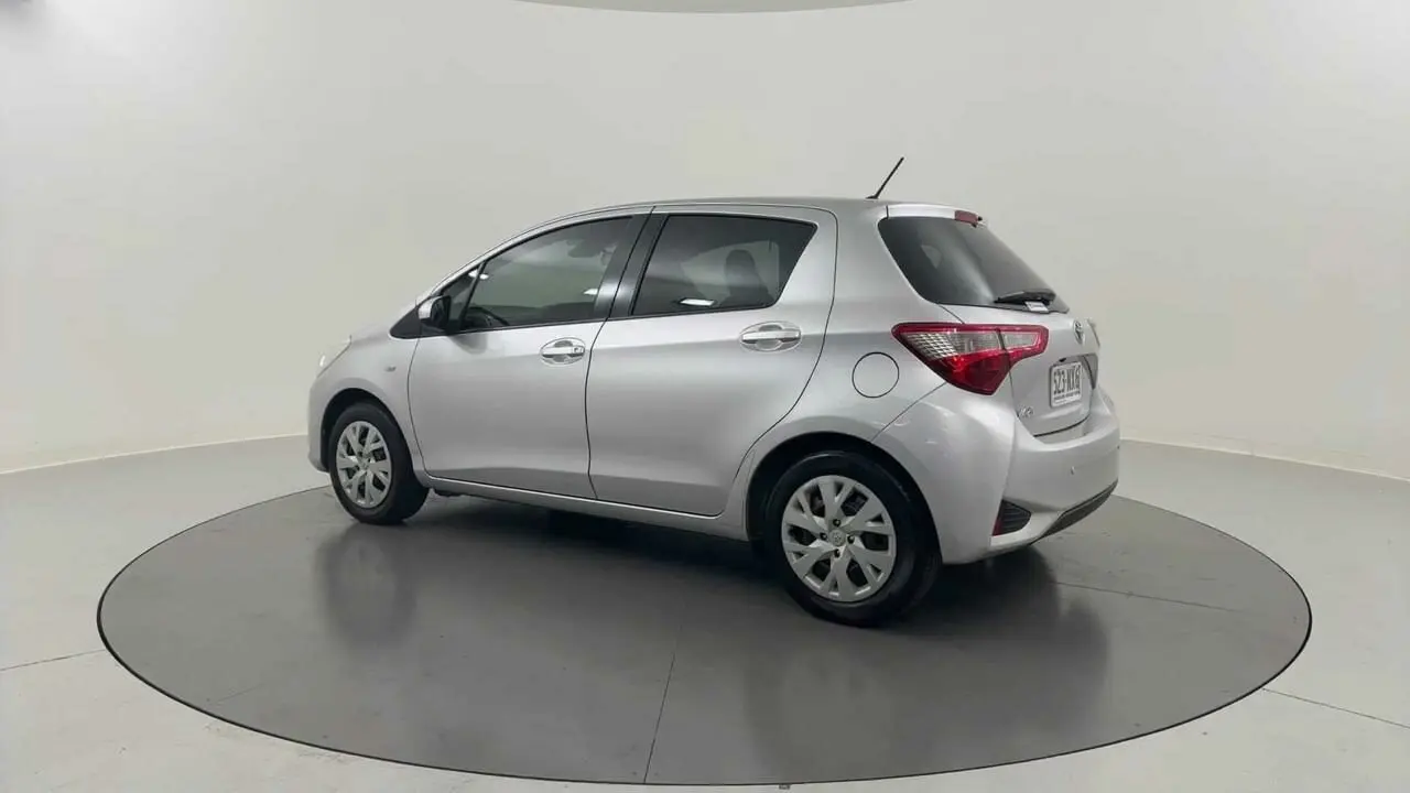 2018 Toyota Yaris Gallery Image 3