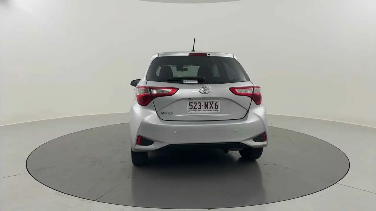 2018 Toyota Yaris Gallery Image 5