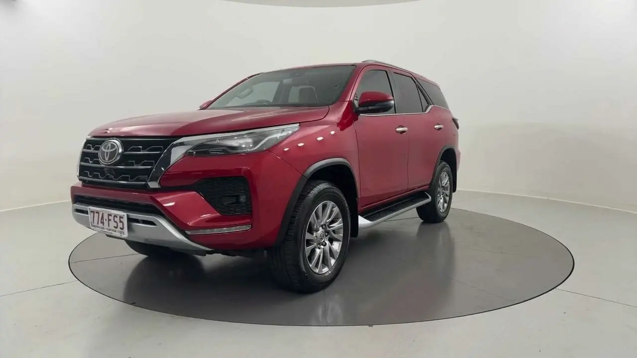 2022 Toyota Fortuner Gallery Image 1