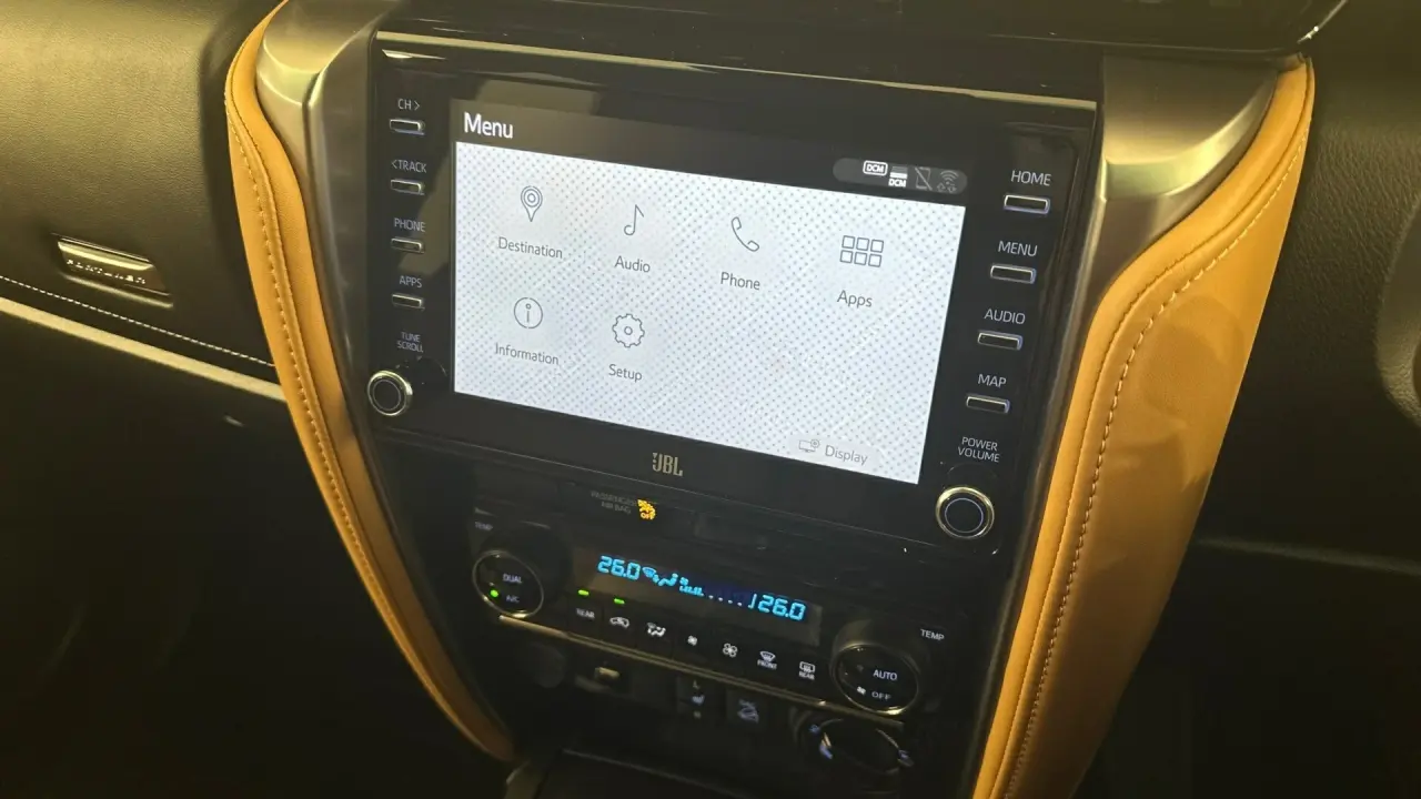 2022 Toyota Fortuner Gallery Image 15