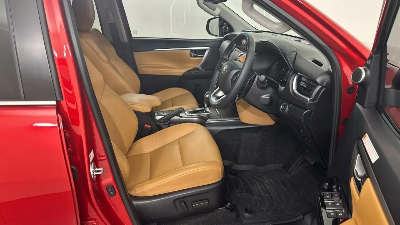2022 Toyota Fortuner Gallery Image 16