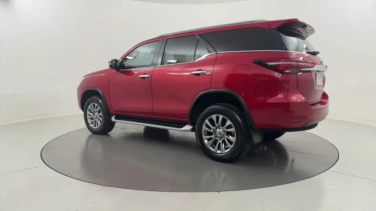 2022 Toyota Fortuner Gallery Image 3