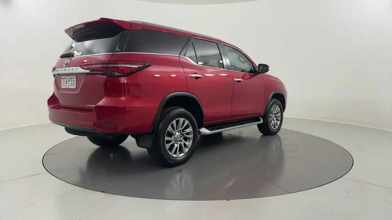 2022 Toyota Fortuner Gallery Image 5