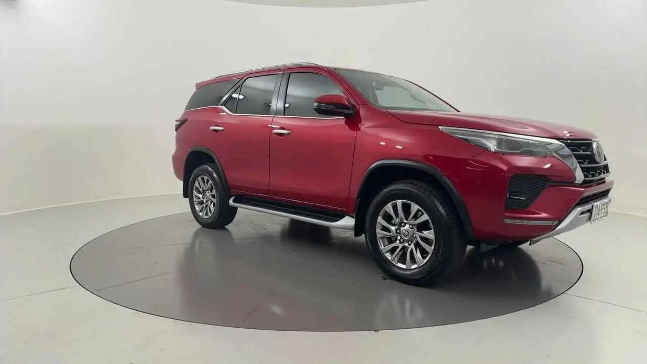 2022 Toyota Fortuner Gallery Image 7