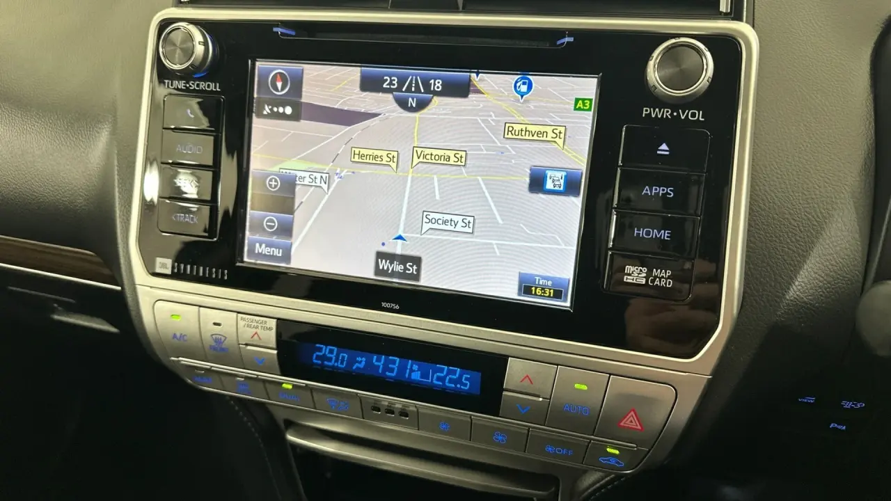 2019 Toyota Landcruiser Prado Gallery Image 12