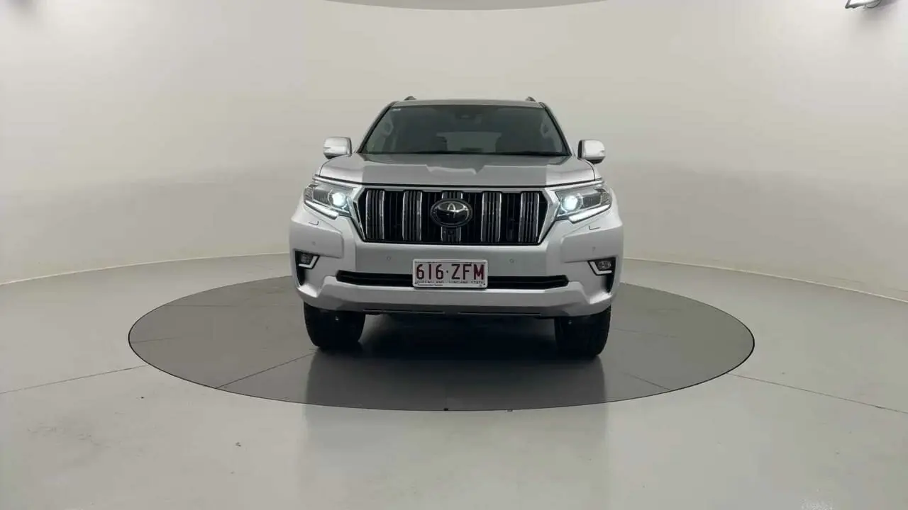 2019 Toyota Landcruiser Prado Gallery Image 8