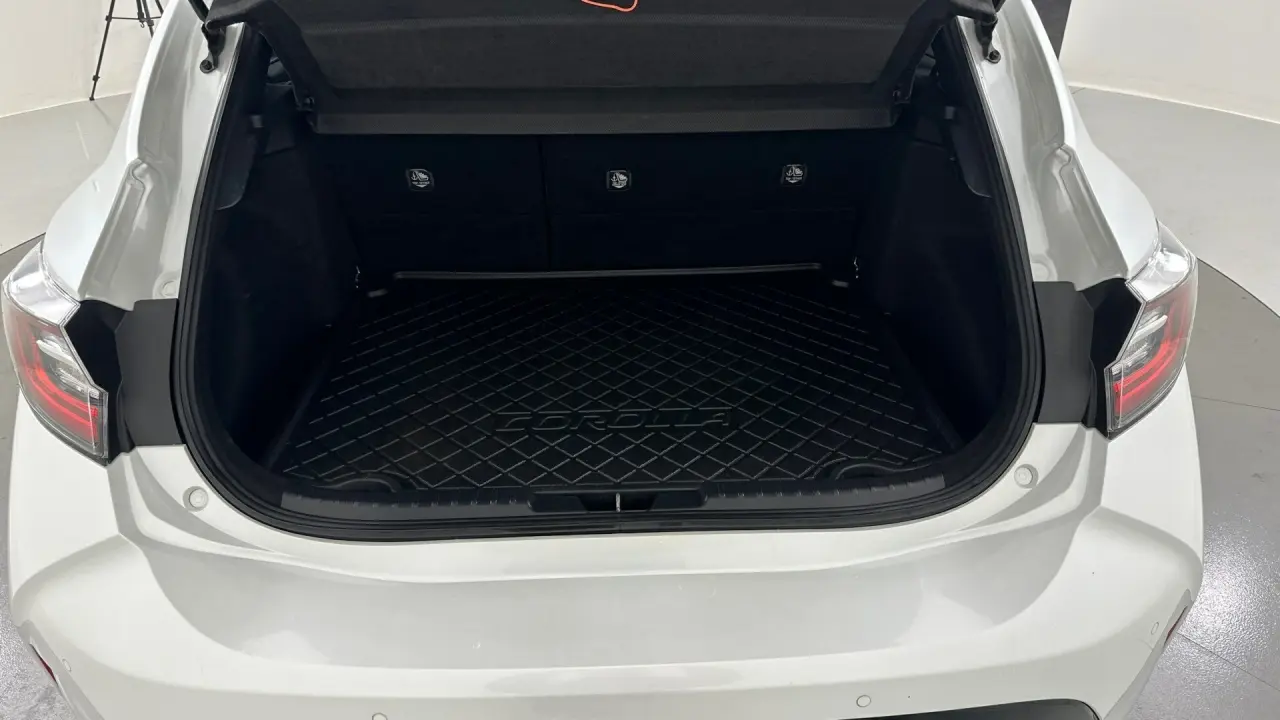 2021 Toyota Corolla Gallery Image 16
