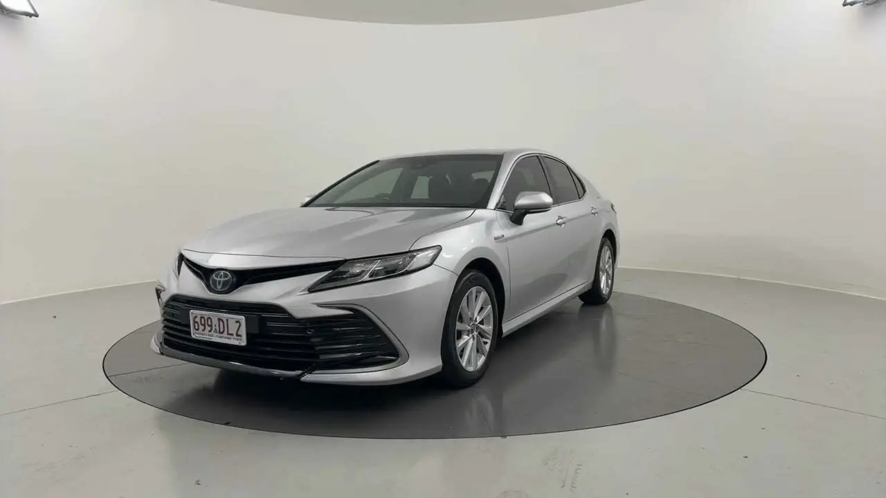 2021 Toyota Camry Gallery Image 1