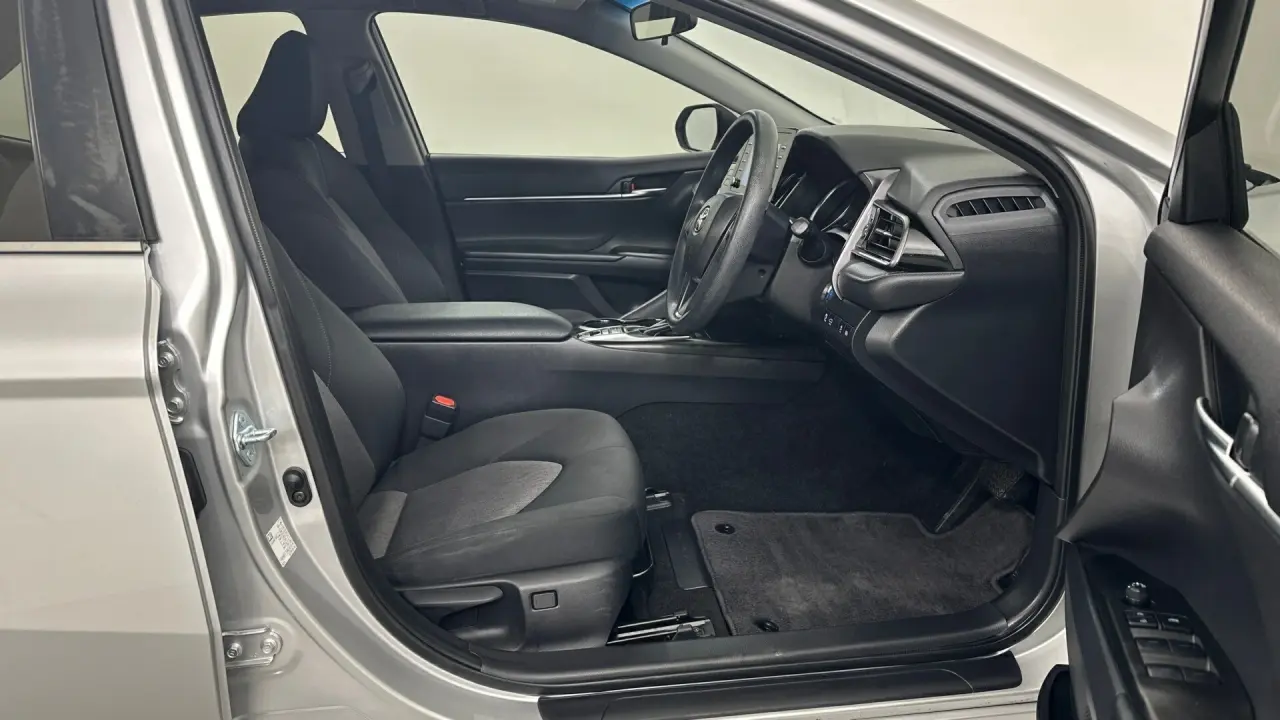 2021 Toyota Camry Gallery Image 15
