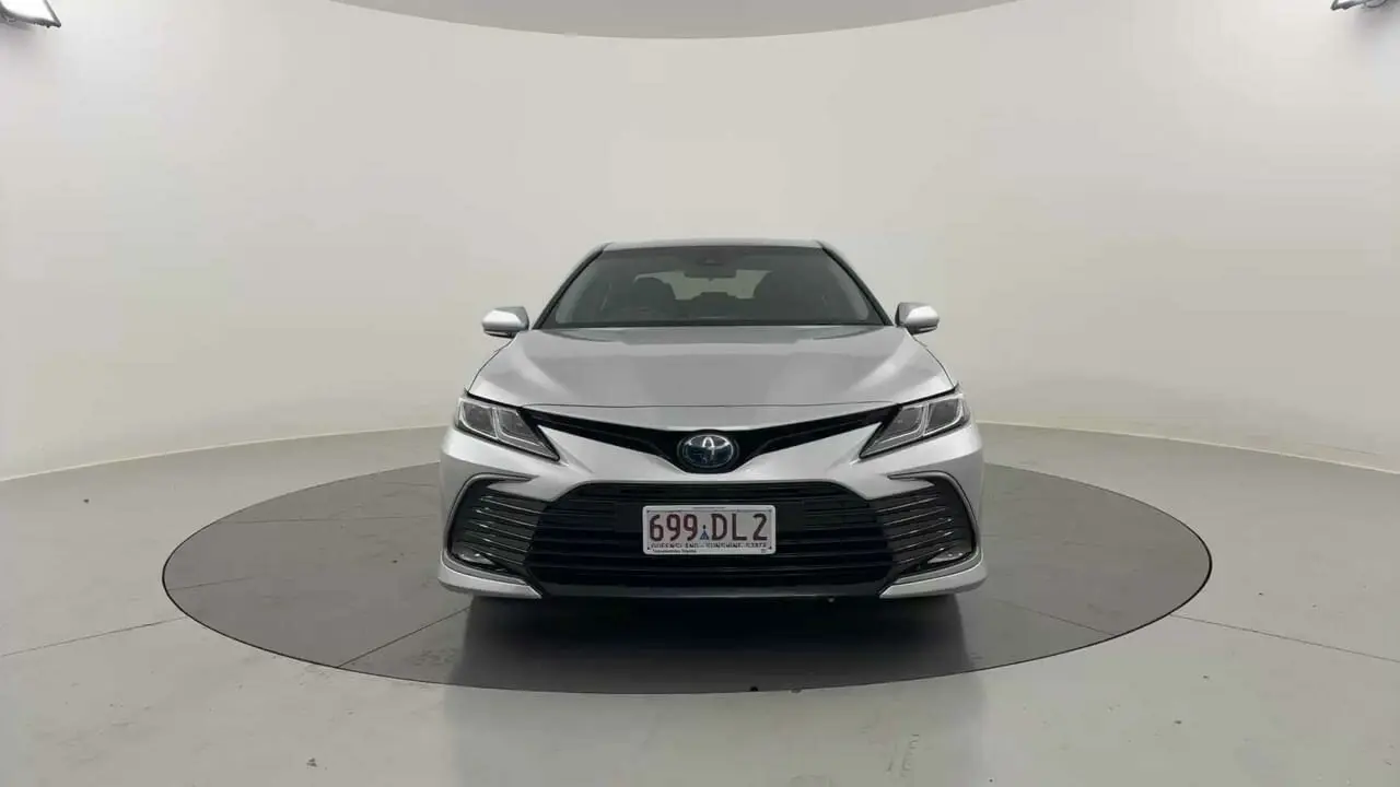 2021 Toyota Camry Gallery Image 4