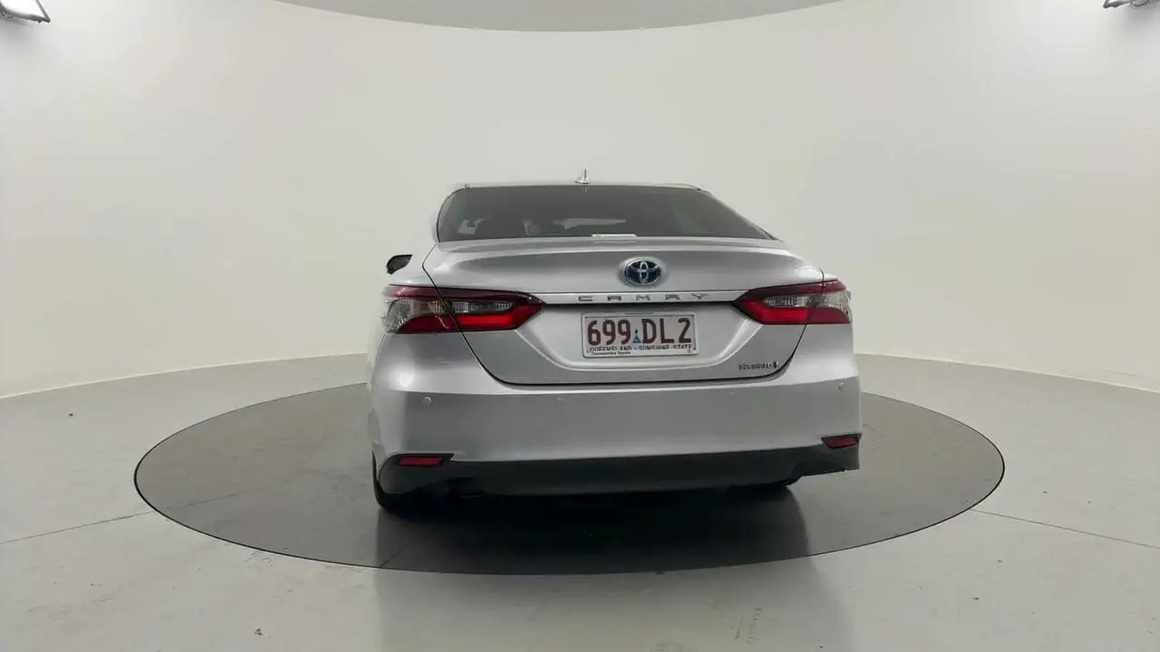 2021 Toyota Camry Gallery Image 5