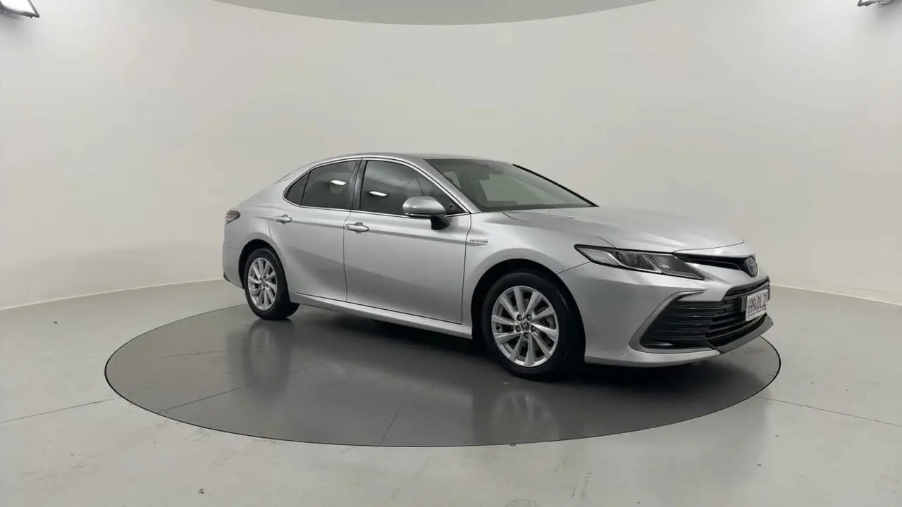2021 Toyota Camry Gallery Image 8