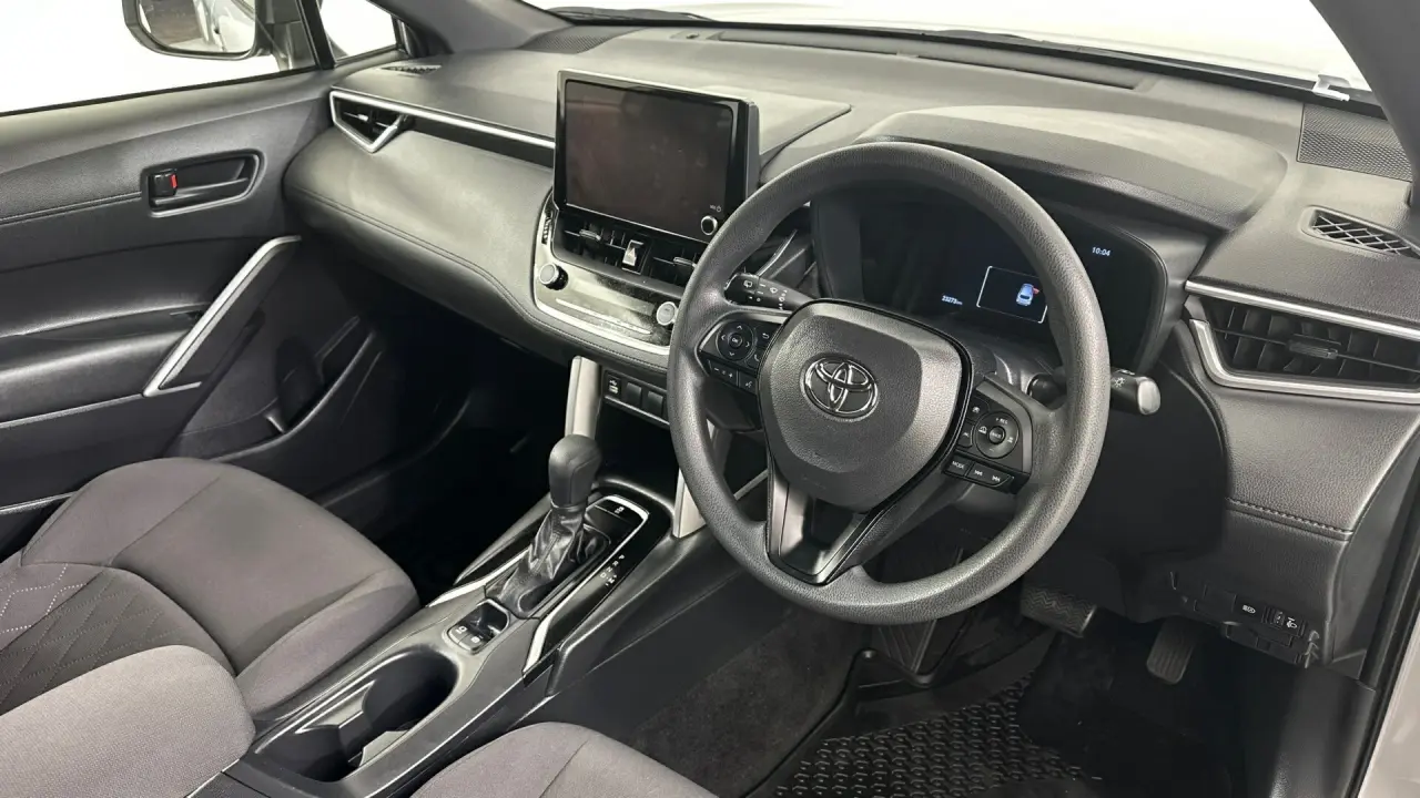 2022 Toyota Corolla Cross Gallery Image 12