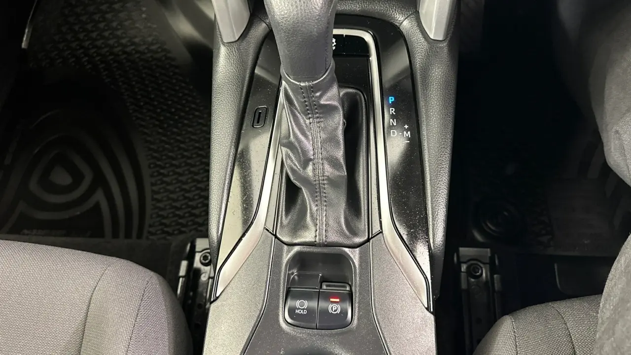 2022 Toyota Corolla Cross Gallery Image 13