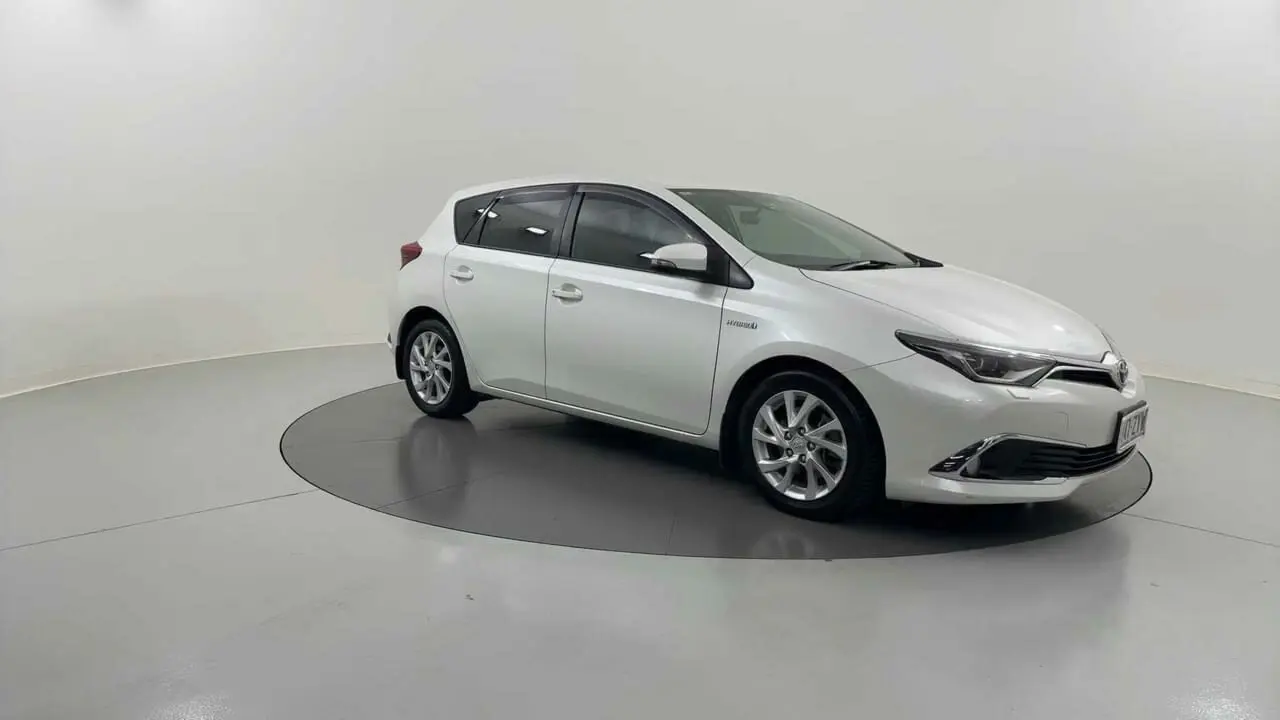2017 Toyota Corolla Gallery Image 7