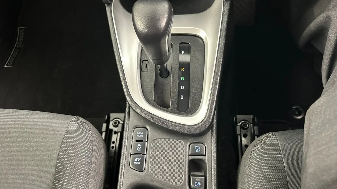 2021 Toyota Yaris Cross Gallery Image 17