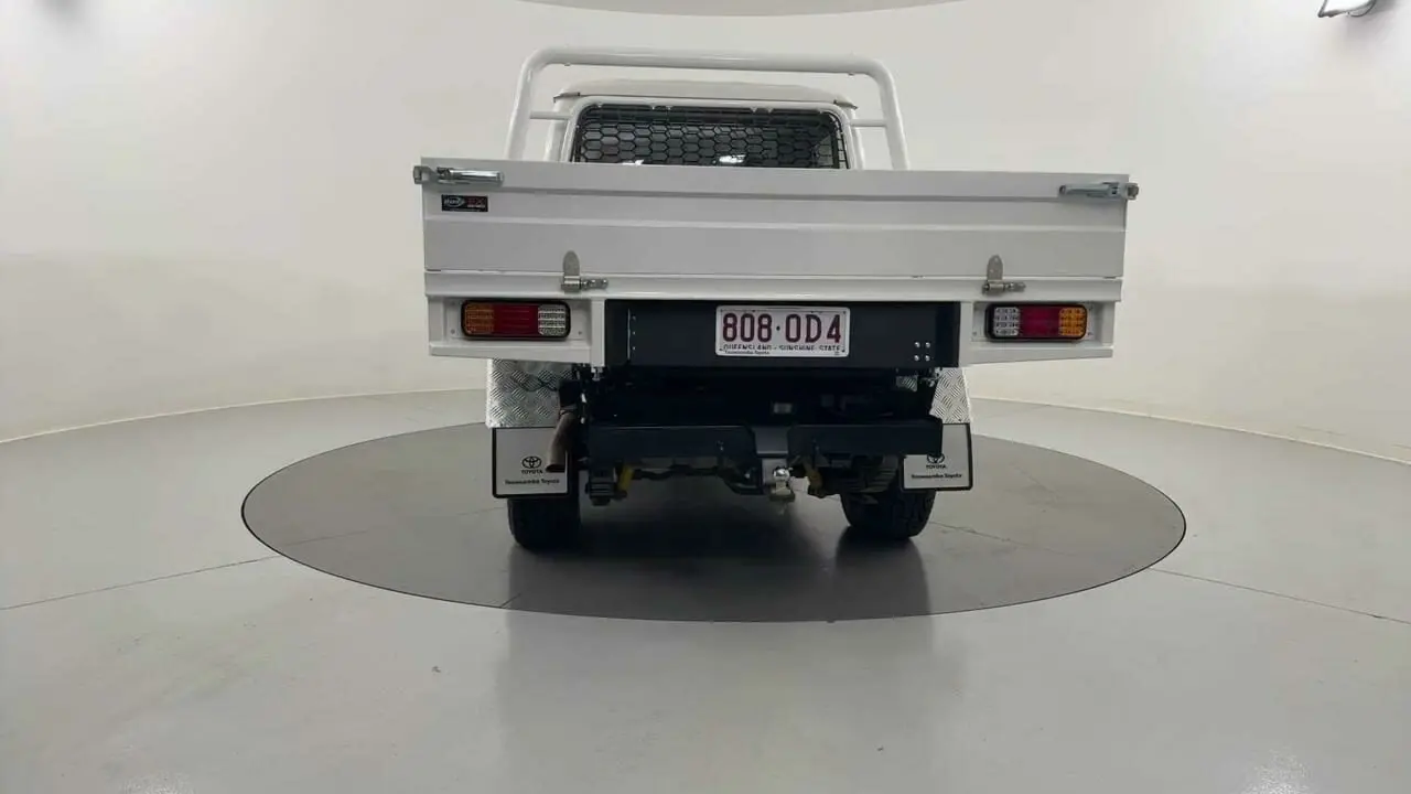 2019 Toyota Landcruiser Gallery Image 7