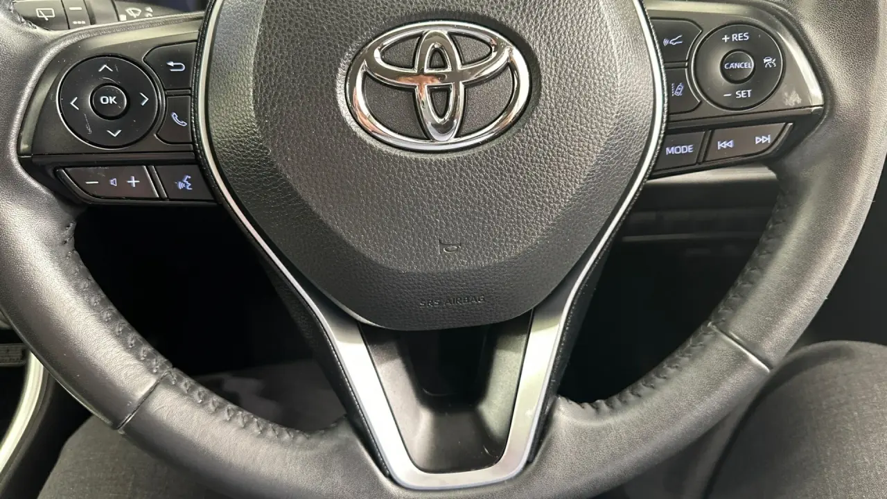 2020 Toyota RAV4 Gallery Image 10
