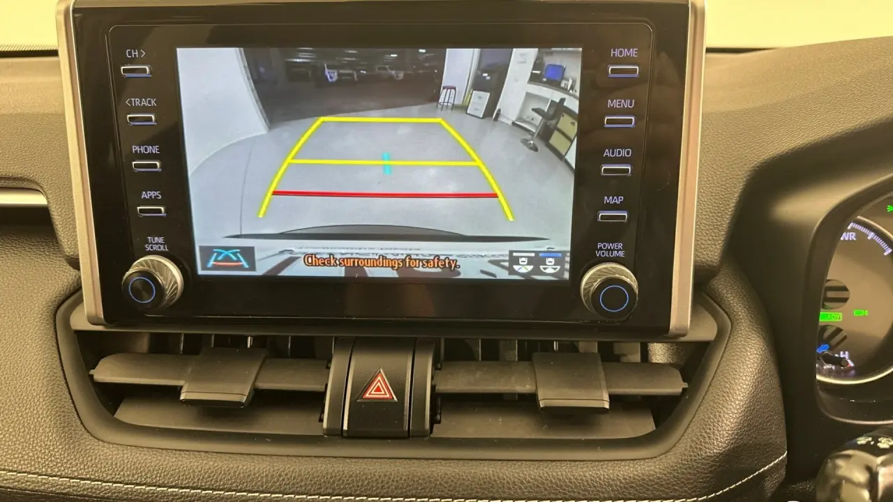 2020 Toyota RAV4 Gallery Image 11
