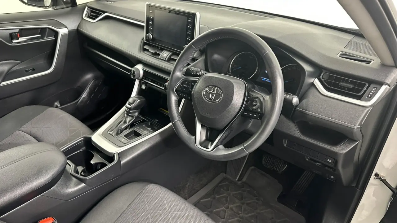 2020 Toyota RAV4 Gallery Image 14
