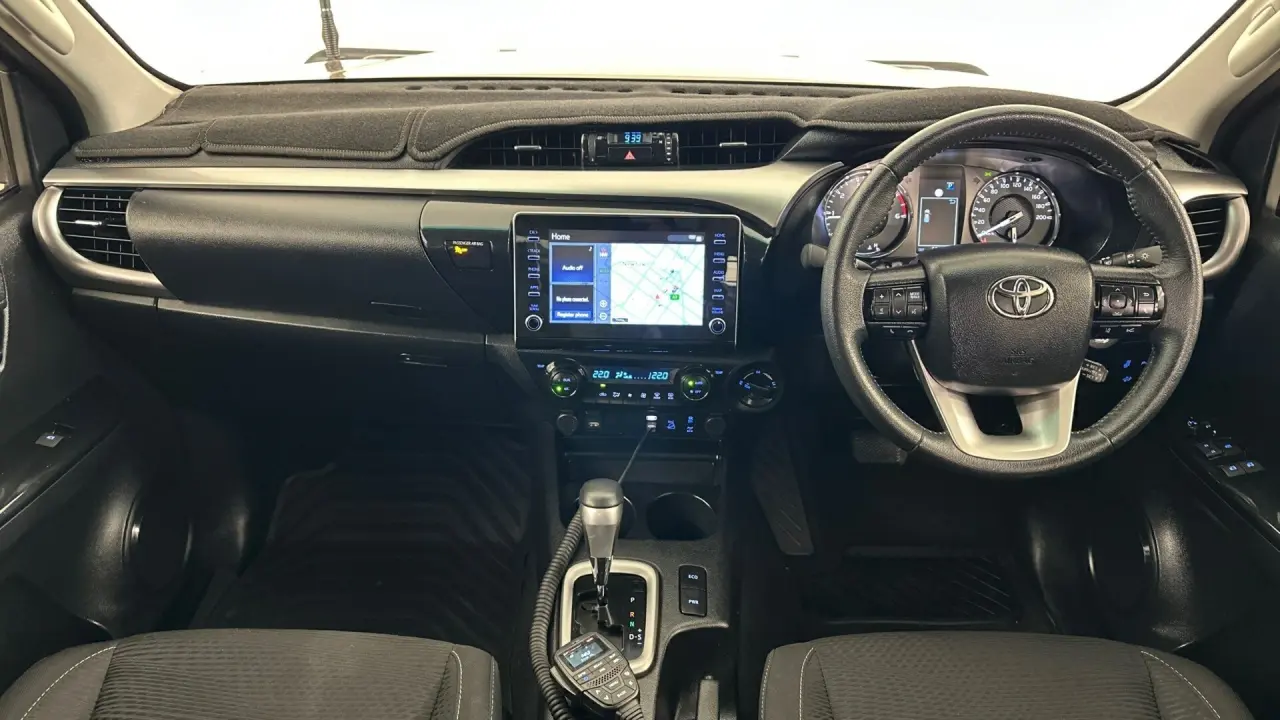 2023 Toyota Hilux Gallery Image 10