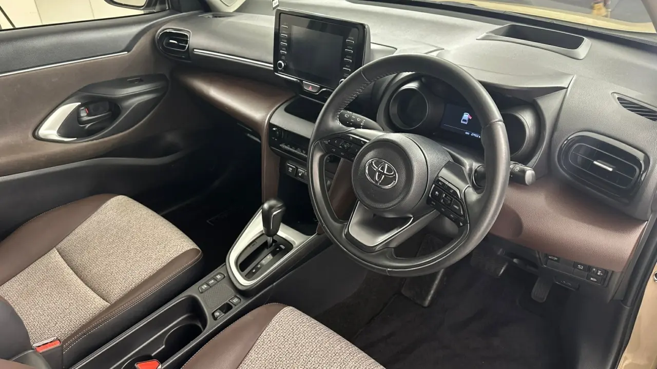 2022 Toyota Yaris Cross Gallery Image 13
