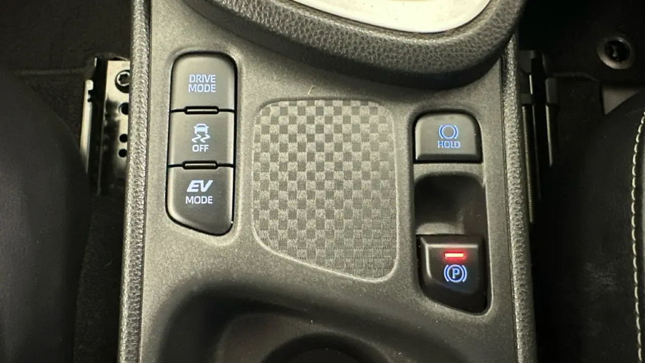 2022 Toyota Yaris Cross Gallery Image 15