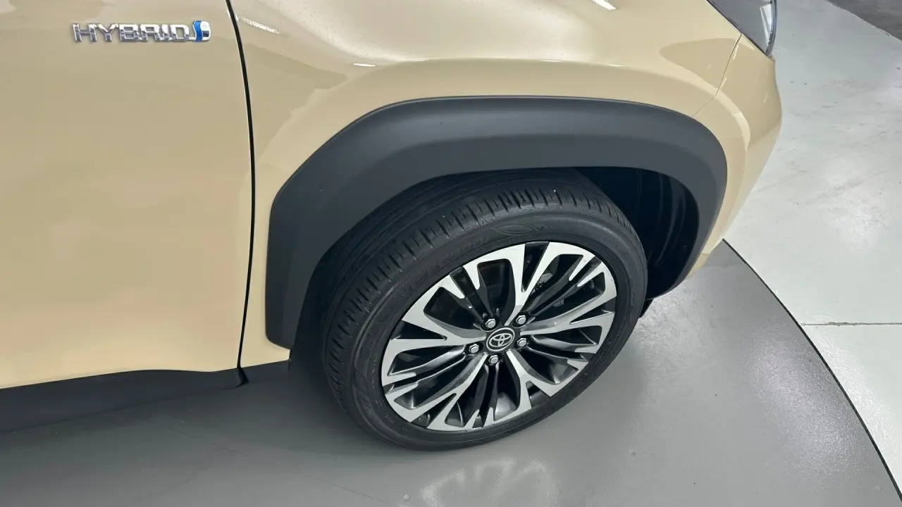 2022 Toyota Yaris Cross Gallery Image 21
