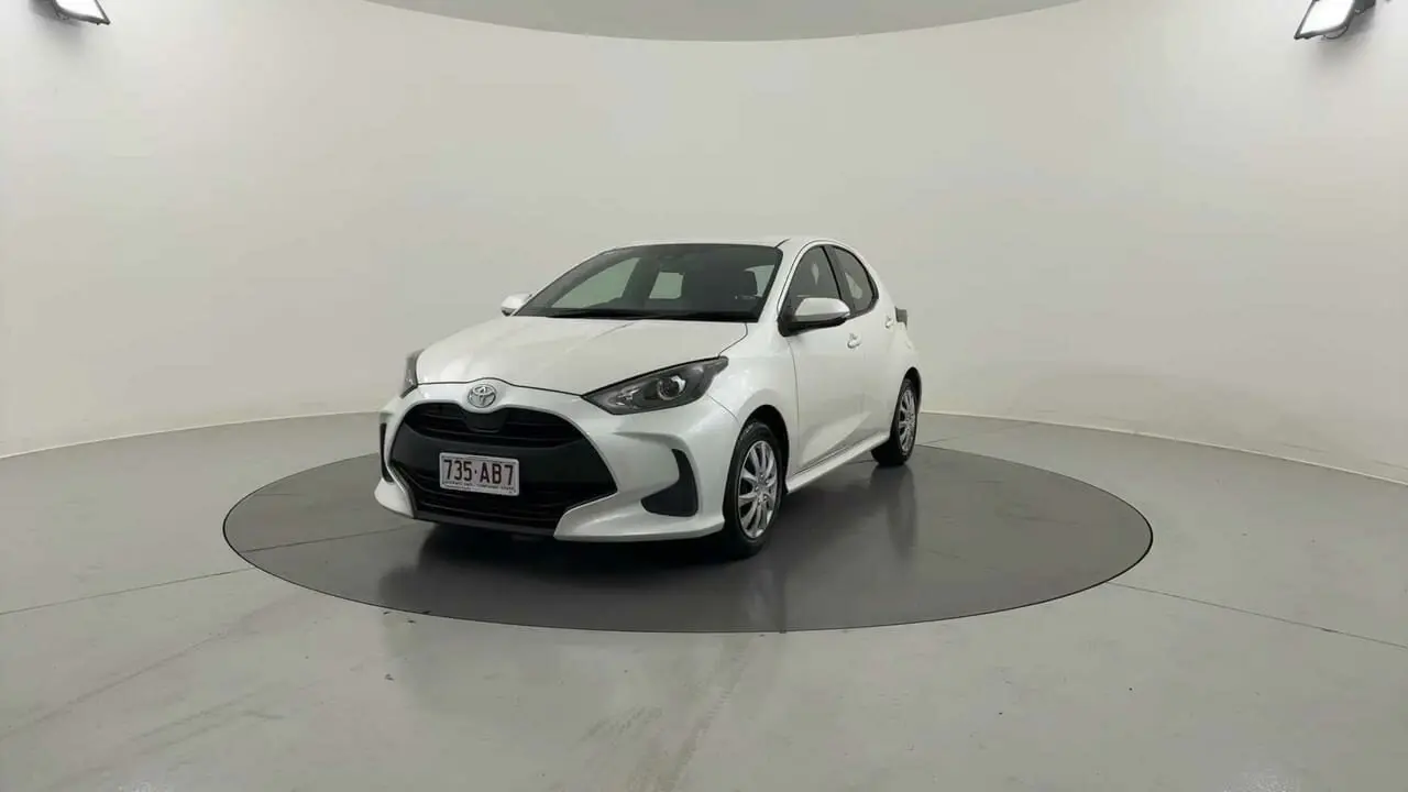 2020 Toyota Yaris Gallery Image 1
