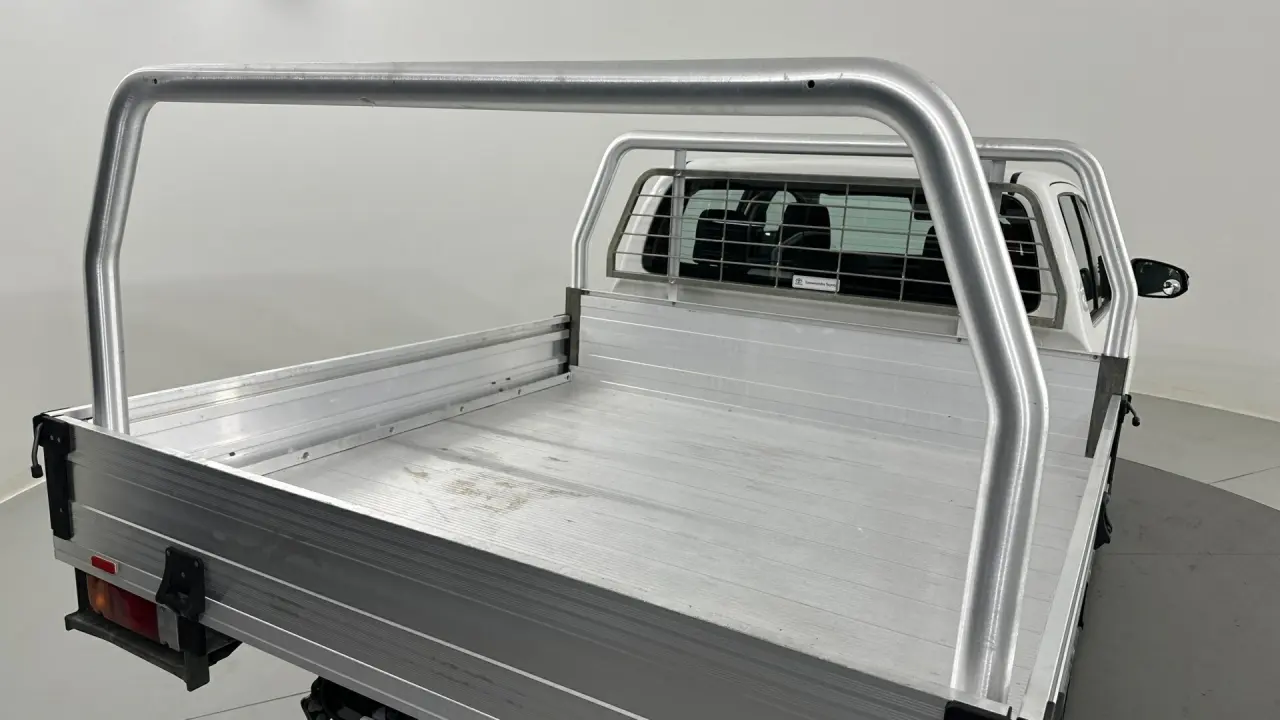 2021 Toyota Hilux Gallery Image 19