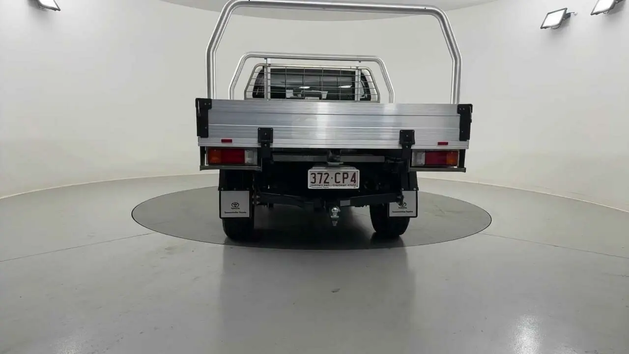2021 Toyota Hilux Gallery Image 4