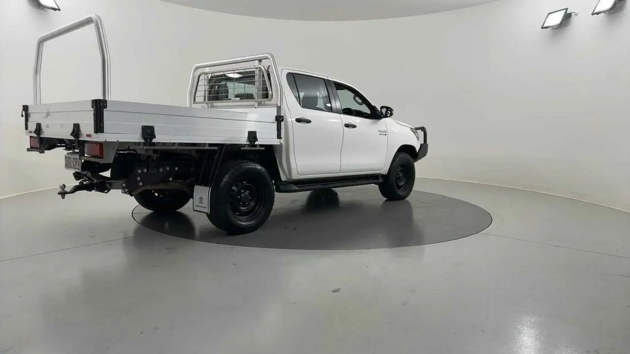 2021 Toyota Hilux Gallery Image 5