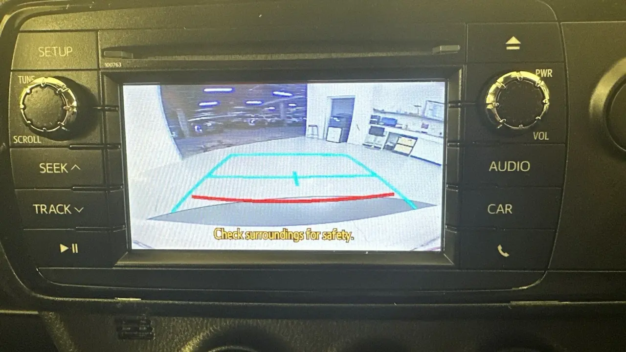 2018 Toyota Yaris Gallery Image 13