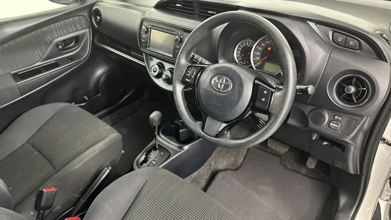 2018 Toyota Yaris Gallery Image 15