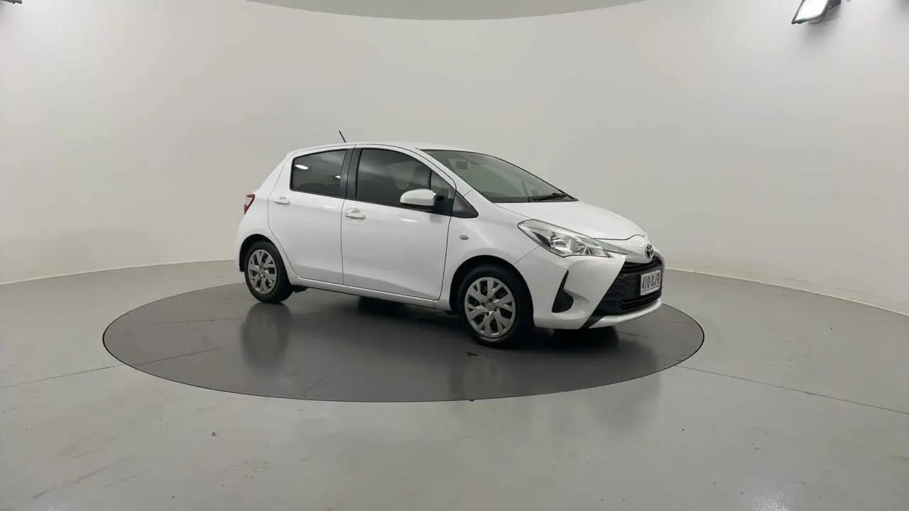 2018 Toyota Yaris Gallery Image 7